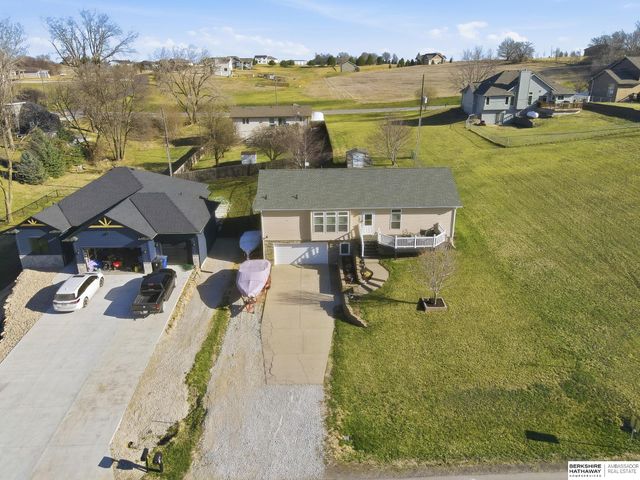 1802 Dunbar Drive, Plattsmouth, NE 68048