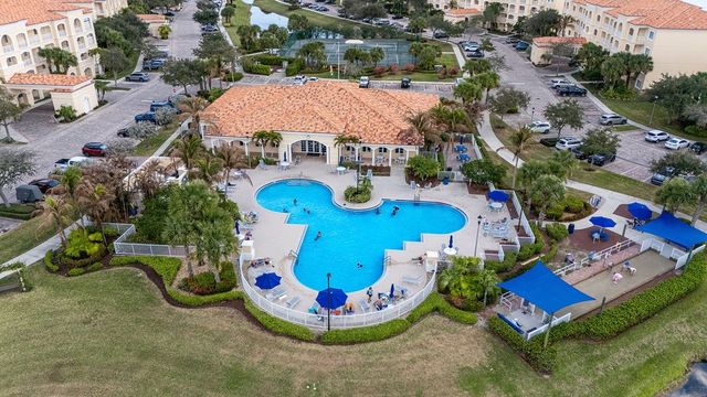 17 Harbour Isle Drive W 103, Fort Pierce, FL 34949