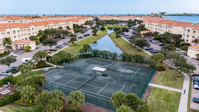 17 Harbour Isle Drive W 103, Fort Pierce, FL 34949