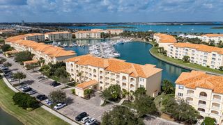 17 Harbour Isle Drive W 103, Fort Pierce, FL 34949