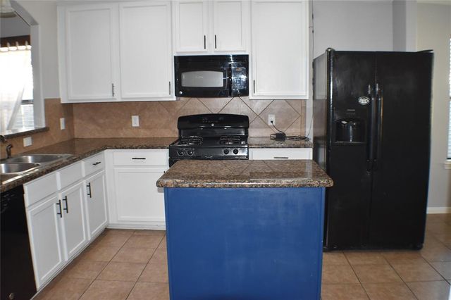 2602 Lexington Park Drive, Spring, TX 77373