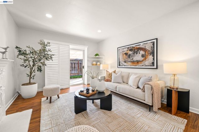 35597 Galen Pl, Fremont, CA 94536