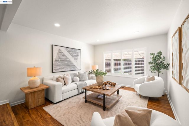 35597 Galen Pl, Fremont, CA 94536