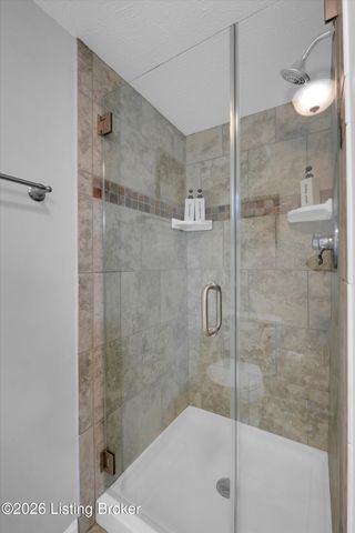 214 Pope St, Louisville, KY 40206