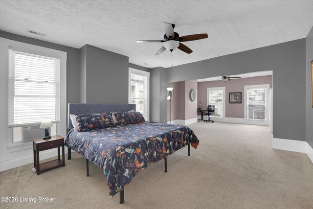 214 Pope St, Louisville, KY 40206