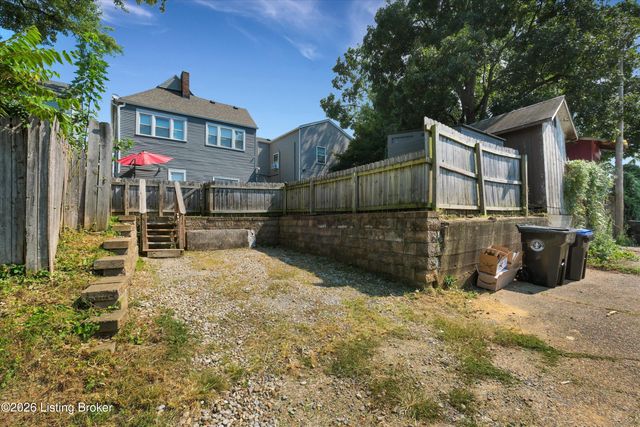 214 Pope St, Louisville, KY 40206