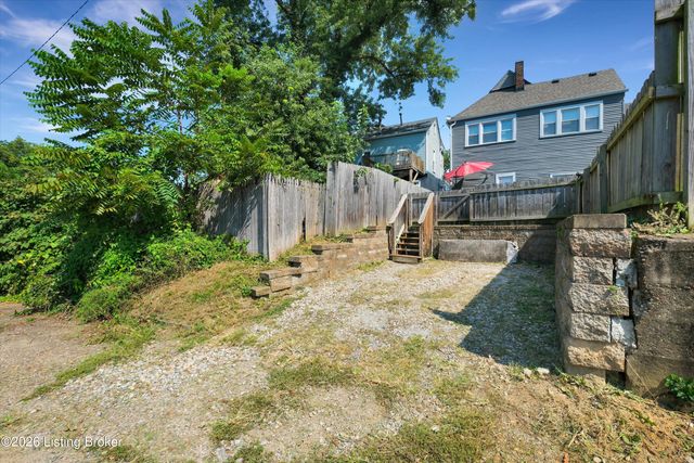 214 Pope St, Louisville, KY 40206
