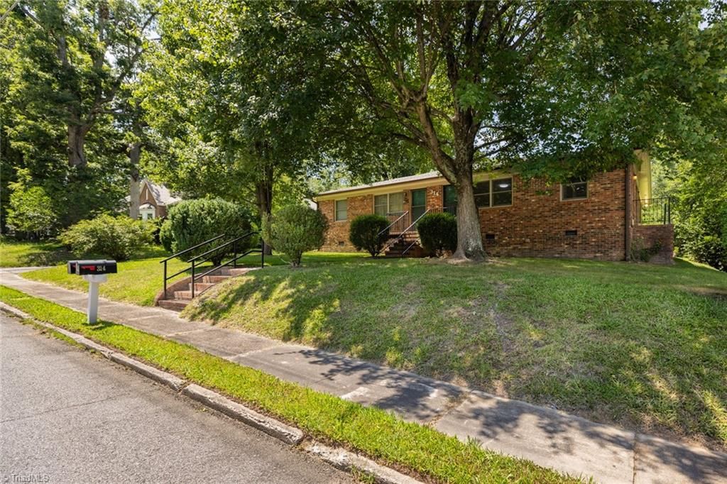 314 Spring Street, Thomasville, NC 27360