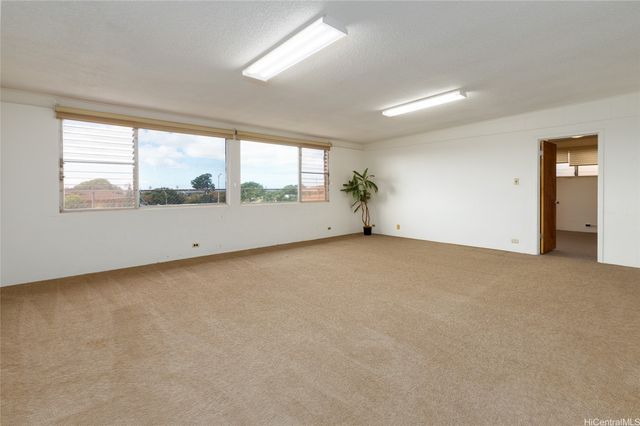 94-101 Hulahe Street, Waipahu, HI 96797