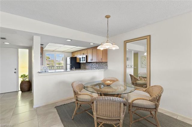 21440 Bay Village DR # 124, Fort Myers Beach, FL 33931