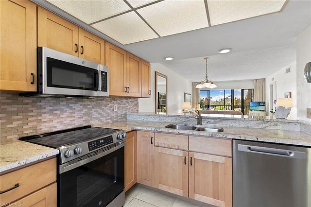 21440 Bay Village DR # 124, Fort Myers Beach, FL 33931