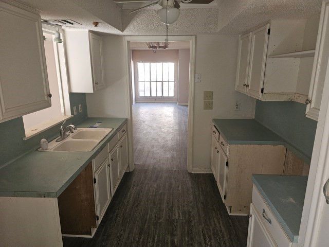 88 Townhouse, Corpus Christi, TX 78412