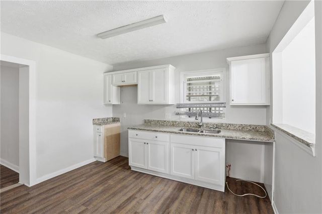 4756 Glenwood Road, Decatur, GA 30035