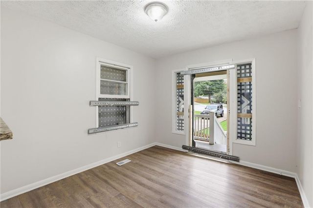 4756 Glenwood Road, Decatur, GA 30035