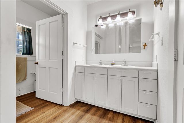 1476 CR 2130, Telephone, TX 75488