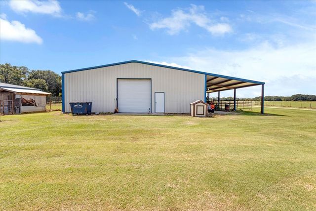 1476 CR 2130, Telephone, TX 75488