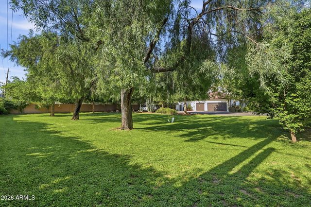 2634 N 52ND Street, Phoenix, AZ 85008