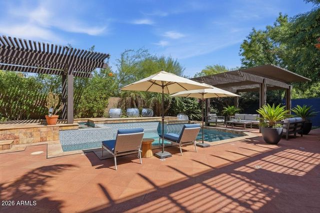 2634 N 52ND Street, Phoenix, AZ 85008