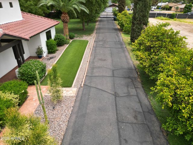 2634 N 52ND Street, Phoenix, AZ 85008