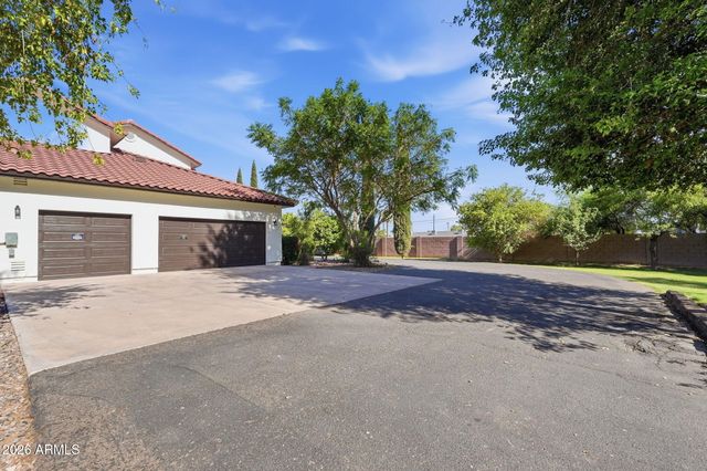 2634 N 52ND Street, Phoenix, AZ 85008