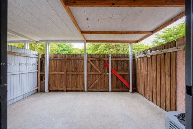 2178 W 60th St 18111, Hialeah, FL 33016