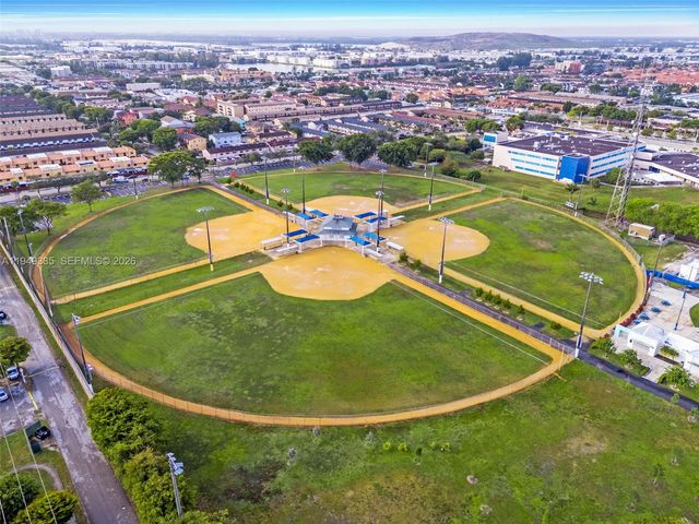 2178 W 60th St 18111, Hialeah, FL 33016