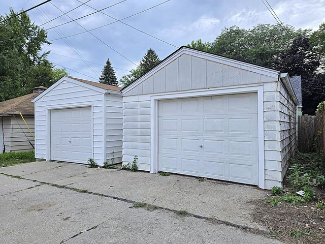 3136 N 77th STREET, Milwaukee, WI 53222