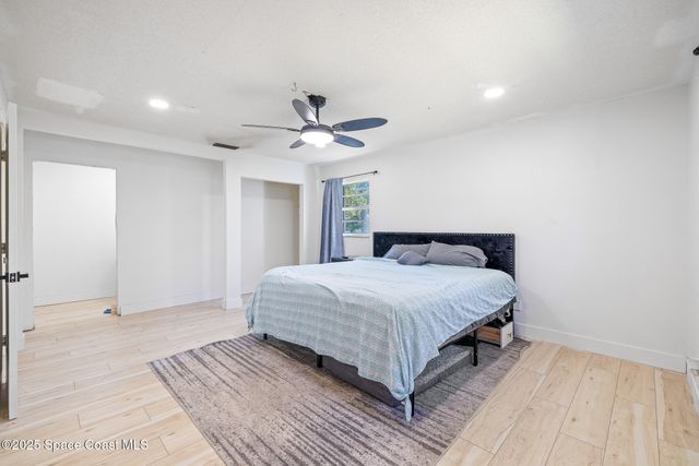 1274 Cimarron Circle NE, Palm Bay, FL 32905