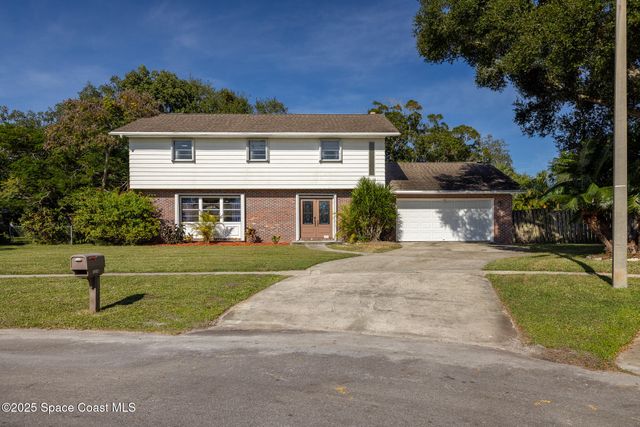 1274 Cimarron Circle NE, Palm Bay, FL 32905