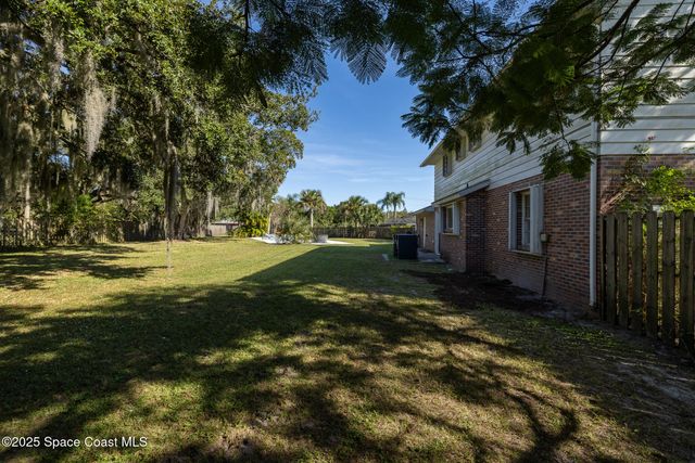 1274 Cimarron Circle NE, Palm Bay, FL 32905
