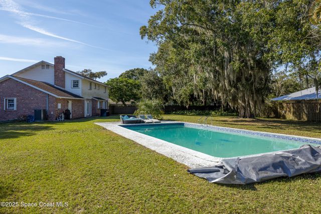 1274 Cimarron Circle NE, Palm Bay, FL 32905