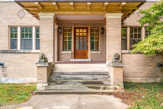 1612 Sylvan Way, Louisville, KY 40205