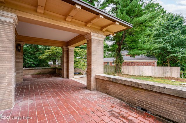 1612 Sylvan Way, Louisville, KY 40205