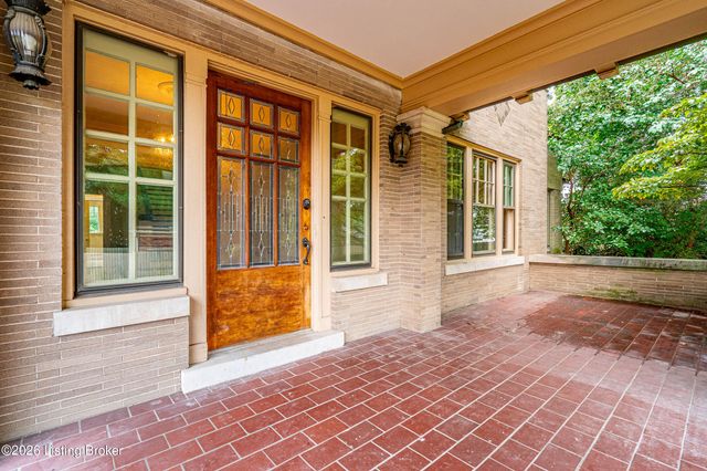 1612 Sylvan Way, Louisville, KY 40205