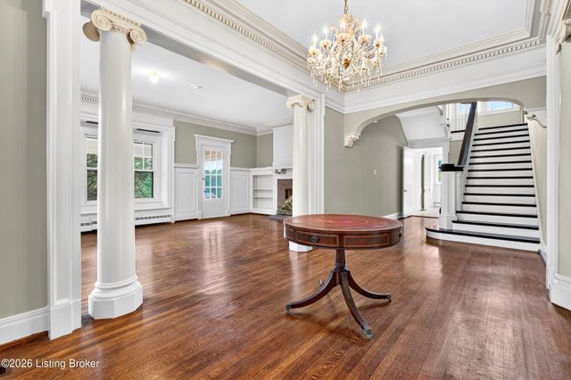 1612 Sylvan Way, Louisville, KY 40205