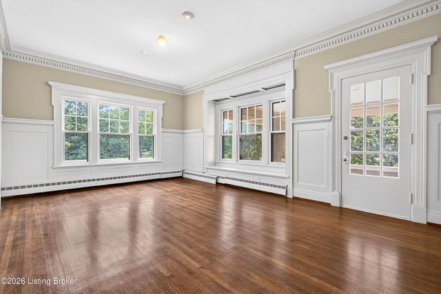 1612 Sylvan Way, Louisville, KY 40205