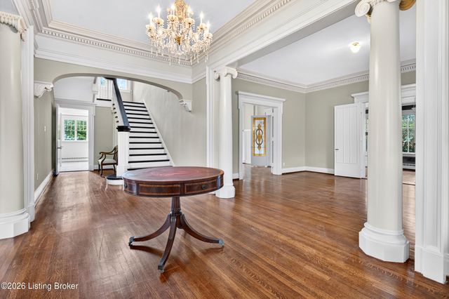 1612 Sylvan Way, Louisville, KY 40205