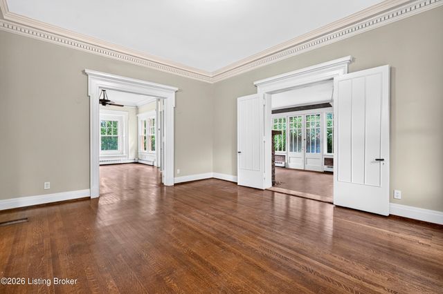 1612 Sylvan Way, Louisville, KY 40205