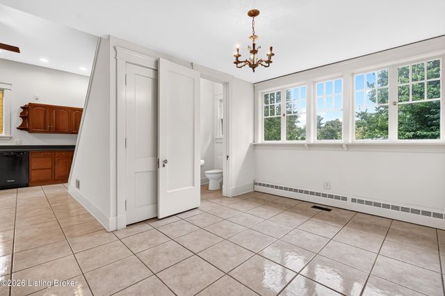 1612 Sylvan Way, Louisville, KY 40205