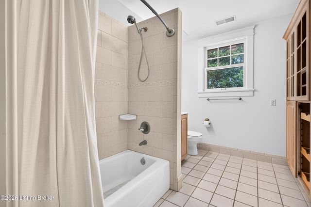 1612 Sylvan Way, Louisville, KY 40205
