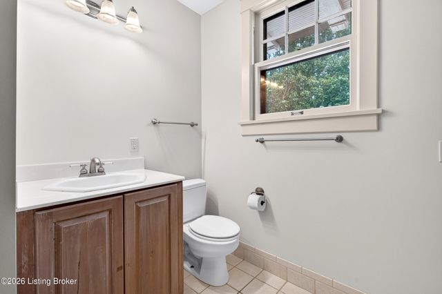 1612 Sylvan Way, Louisville, KY 40205