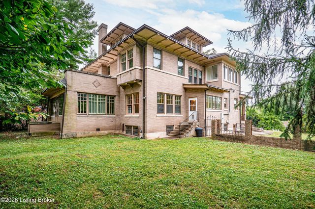 1612 Sylvan Way, Louisville, KY 40205