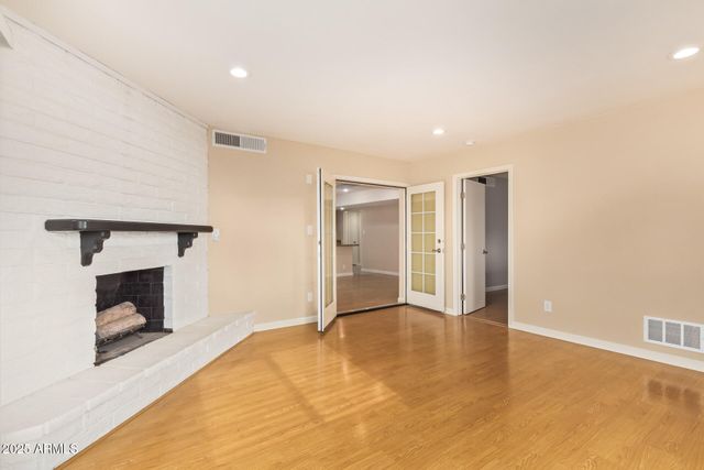 503 E PEBBLE BEACH Drive, Tempe, AZ 85282