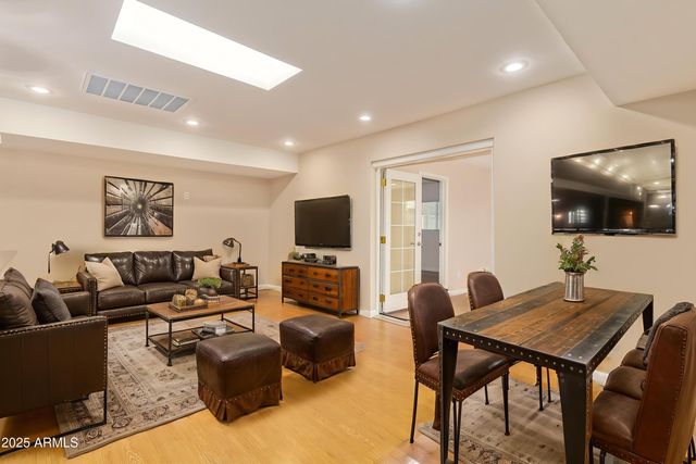 503 E PEBBLE BEACH Drive, Tempe, AZ 85282