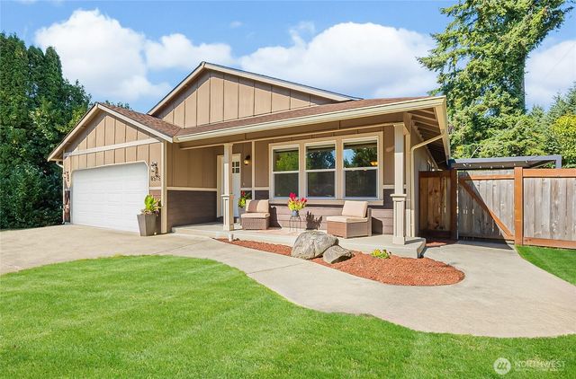 8515 166th Street Ct E, Puyallup, WA 98375