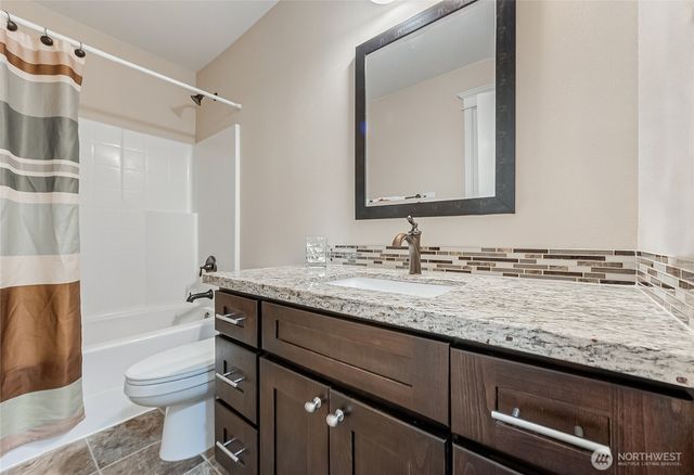 8515 166th Street Ct E, Puyallup, WA 98375