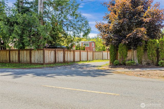 8515 166th Street Ct E, Puyallup, WA 98375