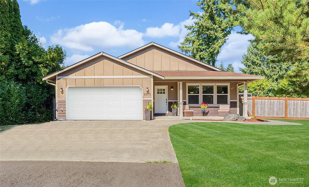 8515 166th Street Ct E, Puyallup, WA 98375
