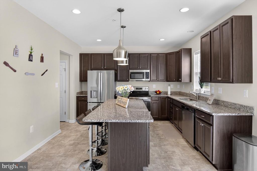 Image 12 of property listing at 23282 LINDSAY DR, Leonardtown, MD 20650