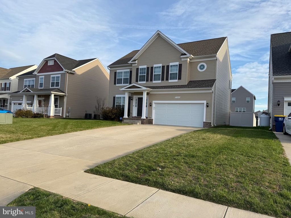 Image 2 of property listing at 23282 LINDSAY DR, Leonardtown, MD 20650